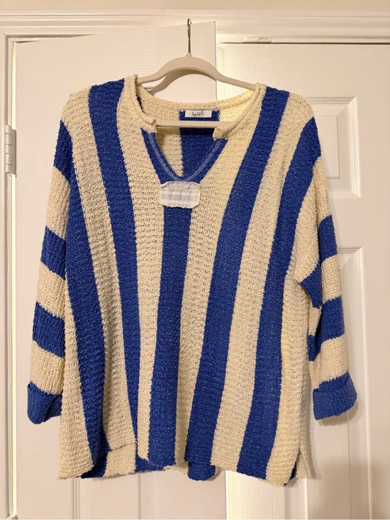 Sweaters - Striped V-Neck Cozy Sweater - Blue & Cream